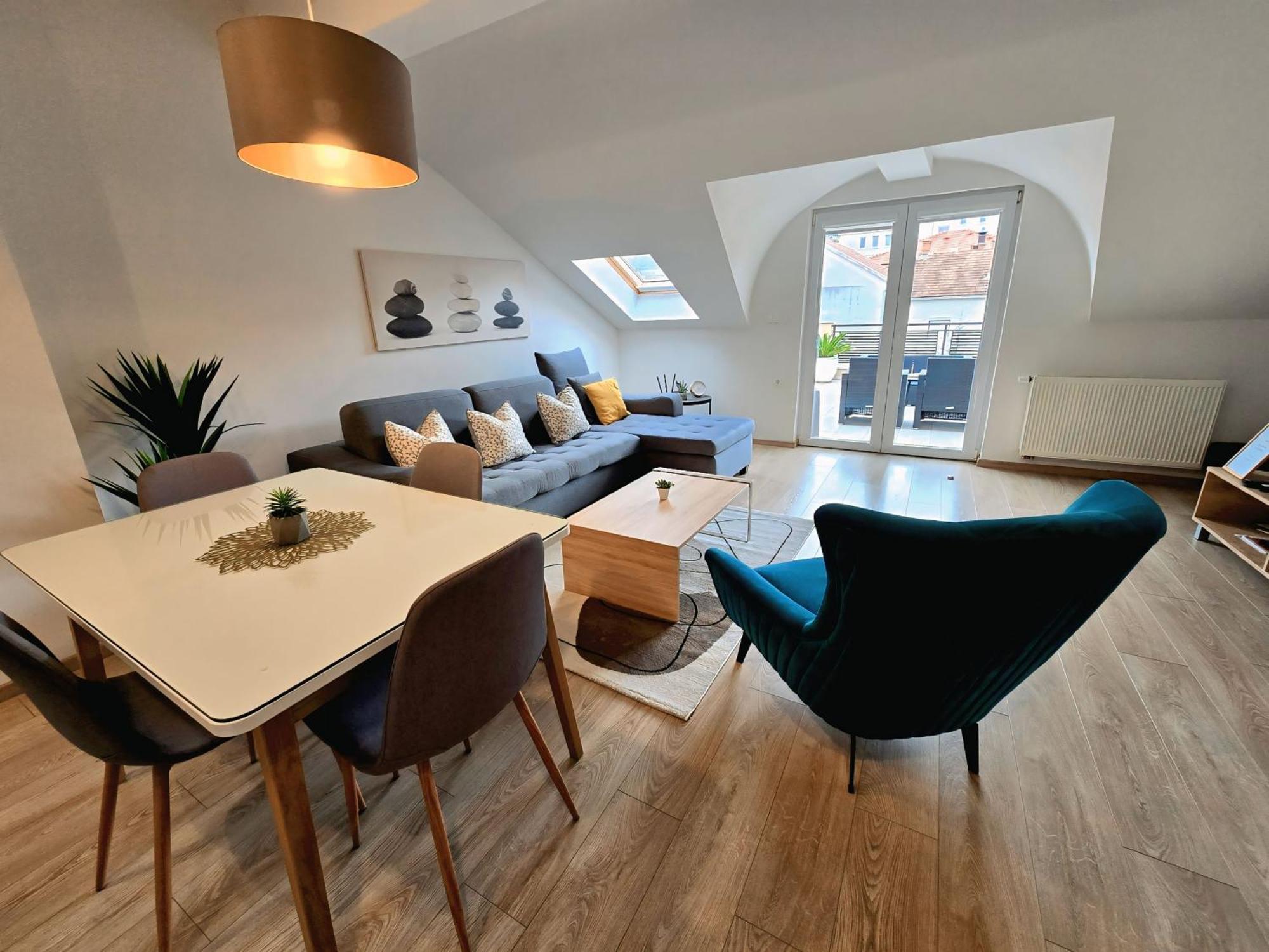 City Center Apartments モスタル エクステリア 写真