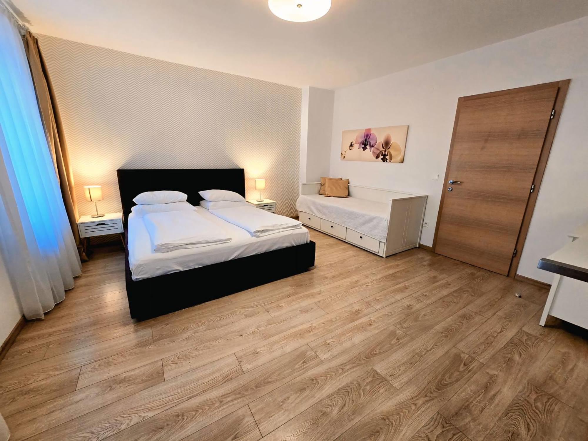 City Center Apartments モスタル エクステリア 写真