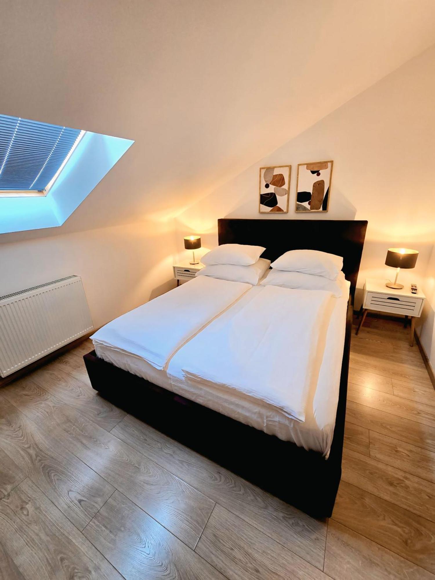 City Center Apartments モスタル エクステリア 写真