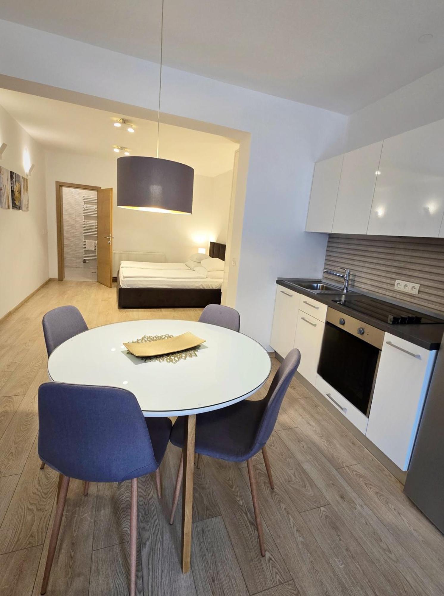 City Center Apartments モスタル エクステリア 写真