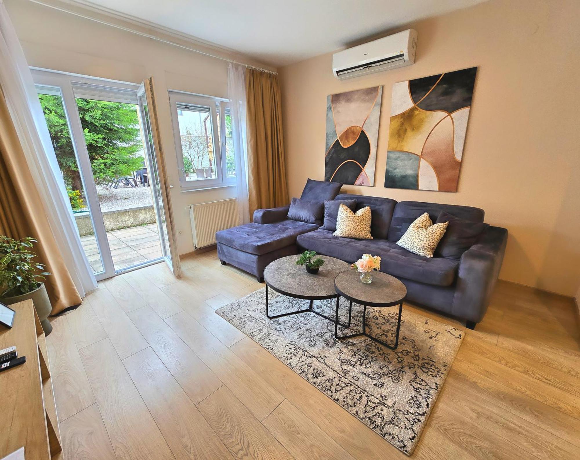 City Center Apartments モスタル エクステリア 写真