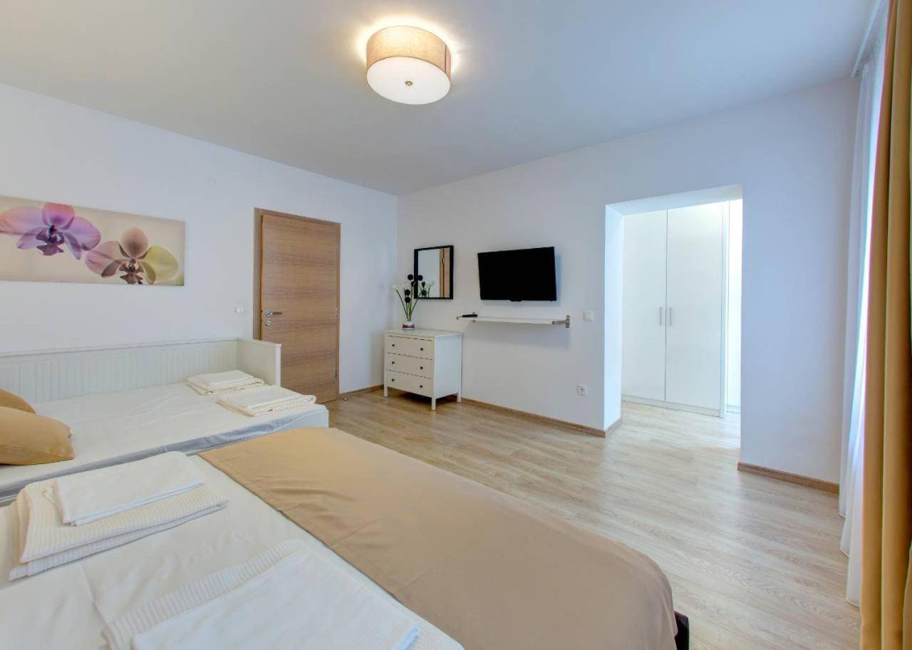 City Center Apartments モスタル エクステリア 写真