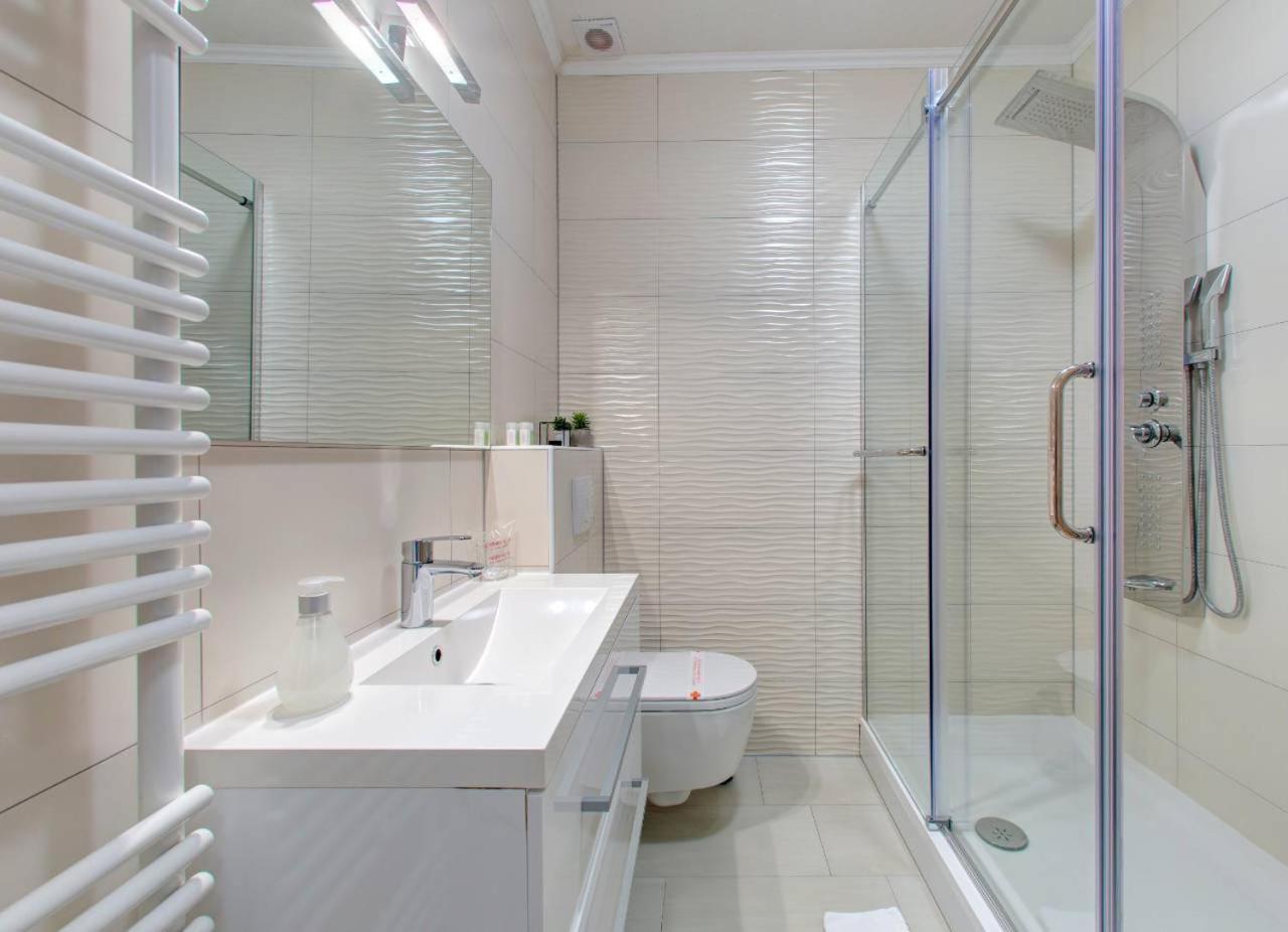 City Center Apartments モスタル エクステリア 写真