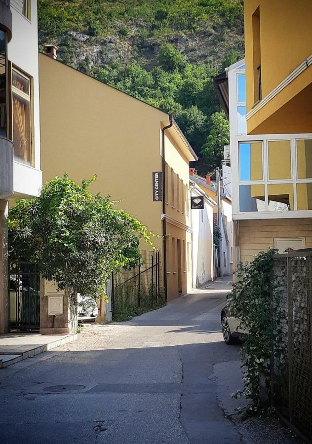 City Center Apartments モスタル エクステリア 写真